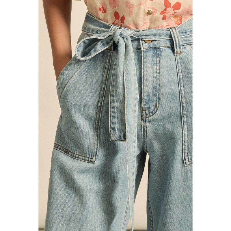 Zoe Kratzmann Embark Jean image number 2